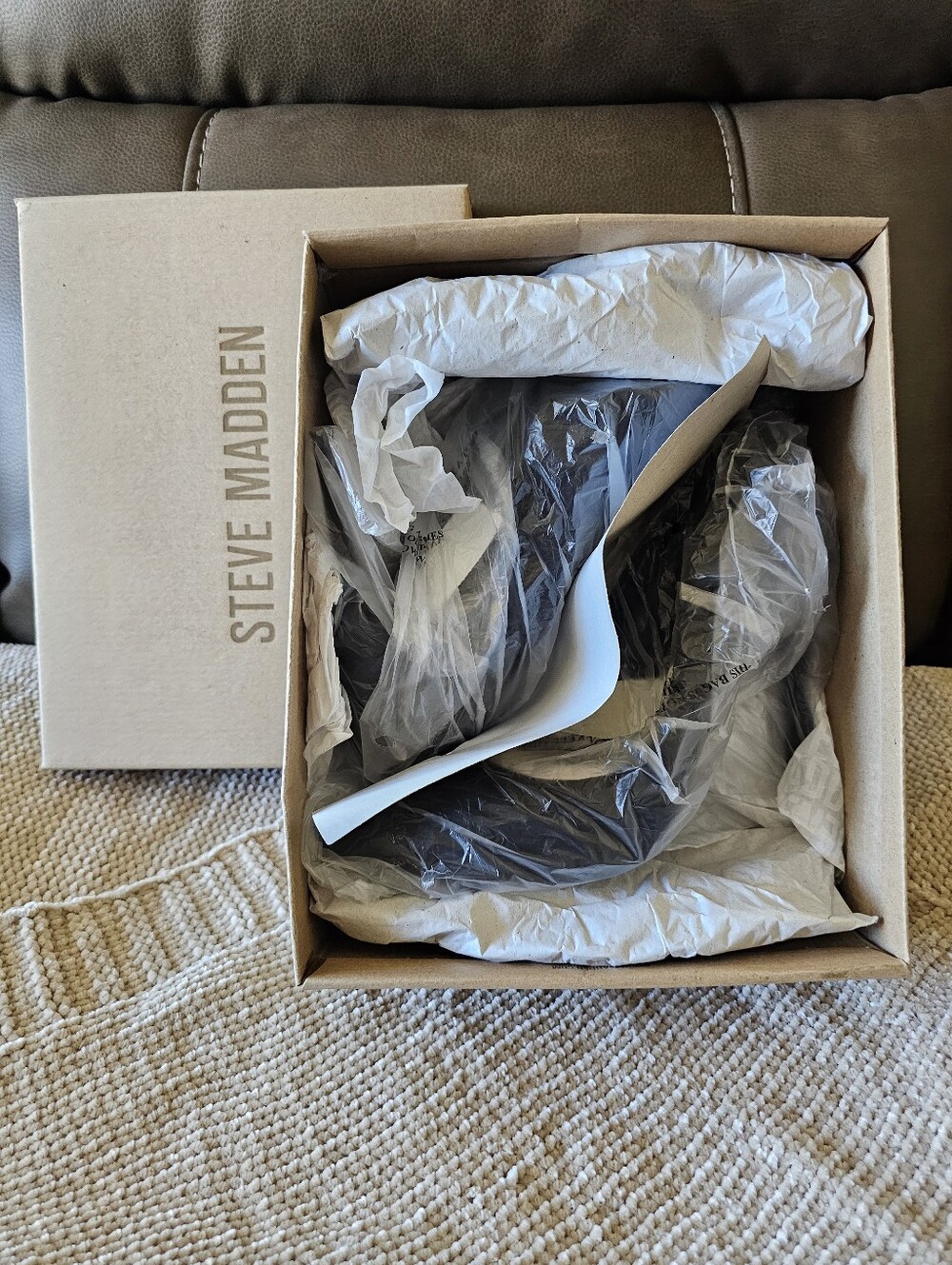 Brand New in Box! Steve Madden Black Suede Pointed-Toe Stiletto Pumps – Size 8M - Picture 7 of 7